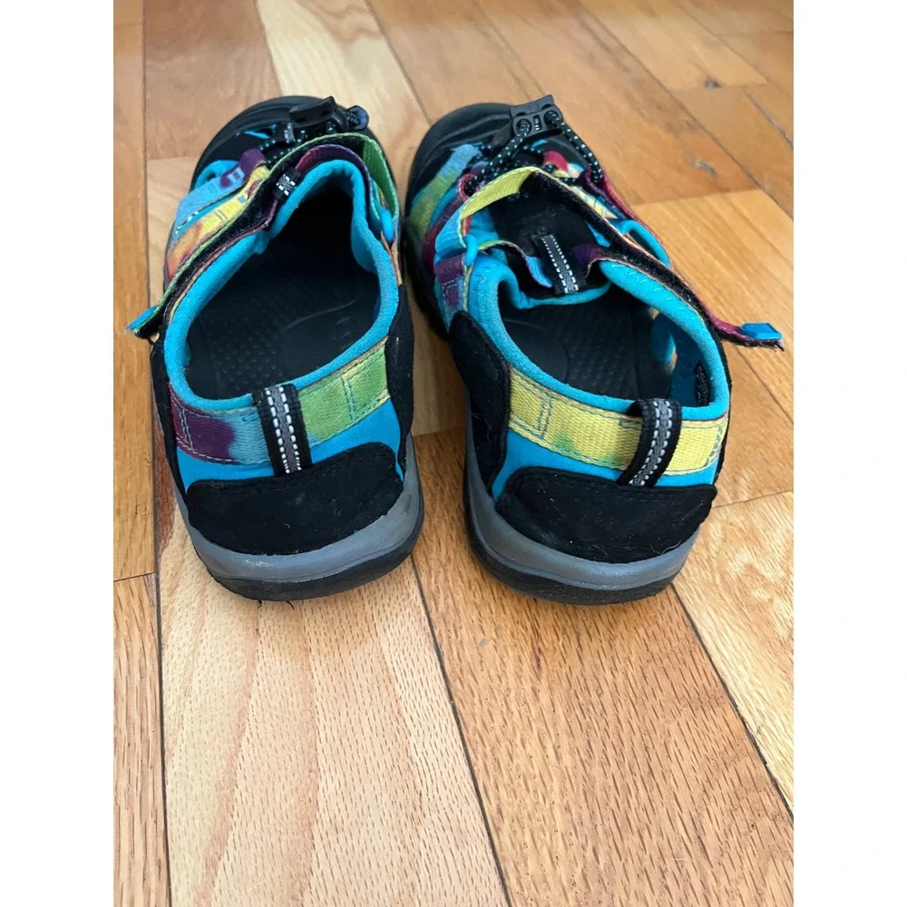 Keen Newport Water Shoes Sandals Waterproof Size 5 Youth Tye Dye